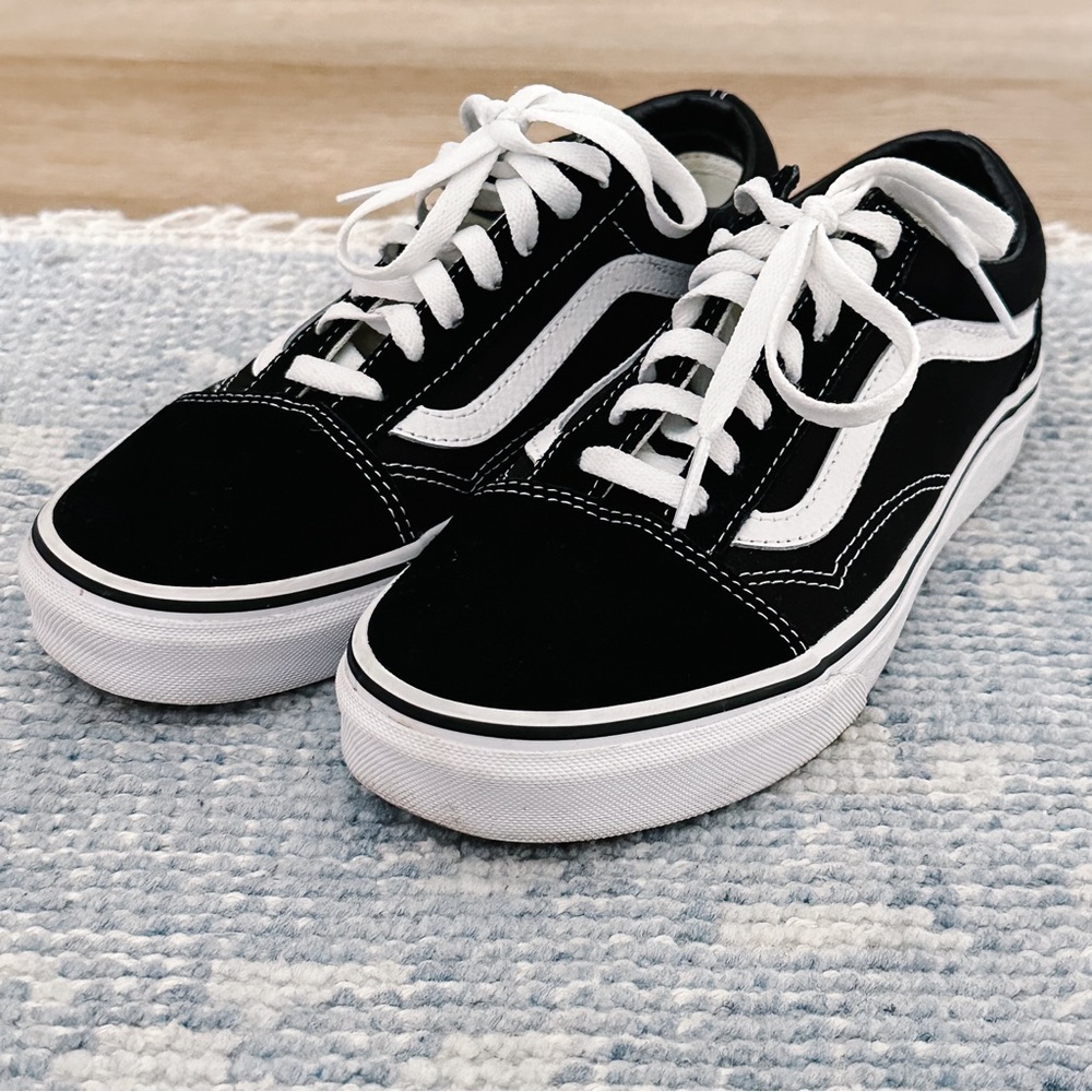 Vans Old Skool Core Classics Unisex W7.5 M6 Black